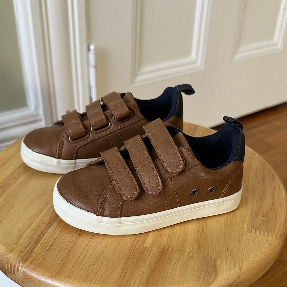 Old Navy Brown Kids Sneakers with hook and loop Straps